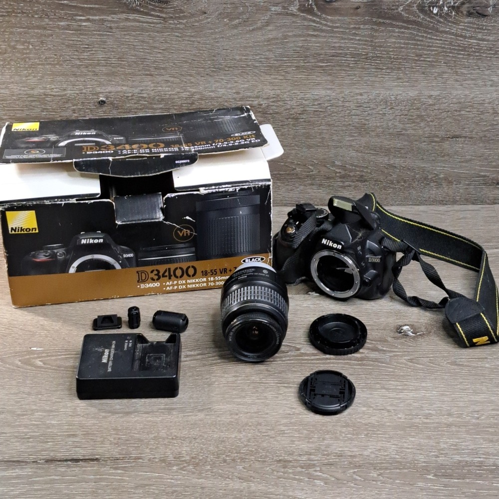 Nikon‎ D3100 DSLR Camera Black 18-55mm Lens MH-24 Charger Bundle Tested